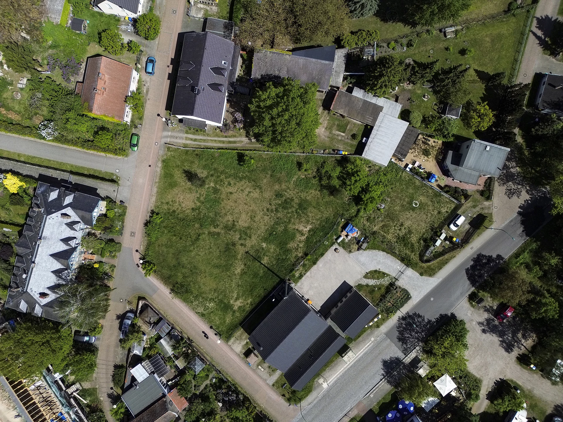31HAUPT GRUND  drone