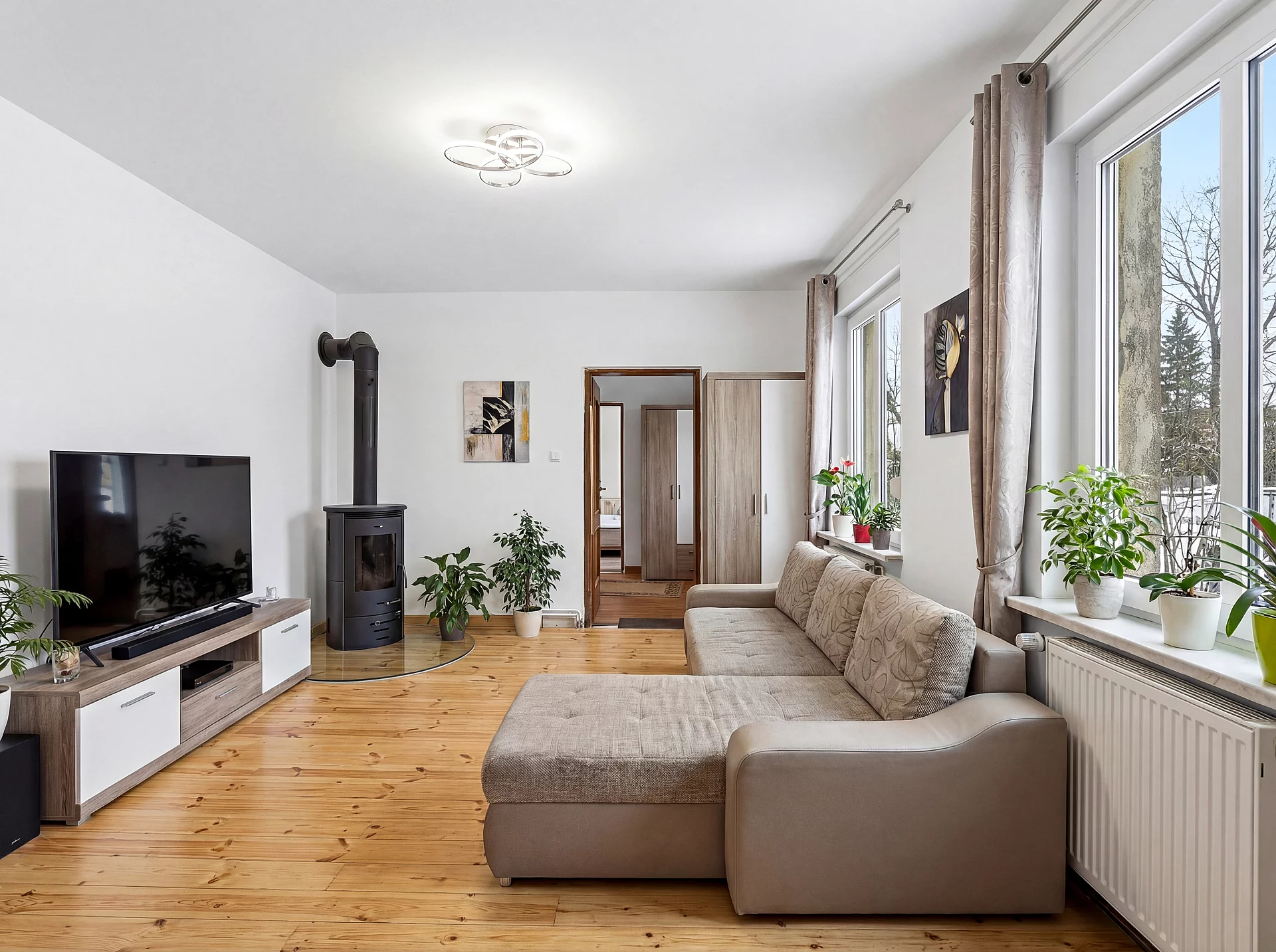 staged Living 1