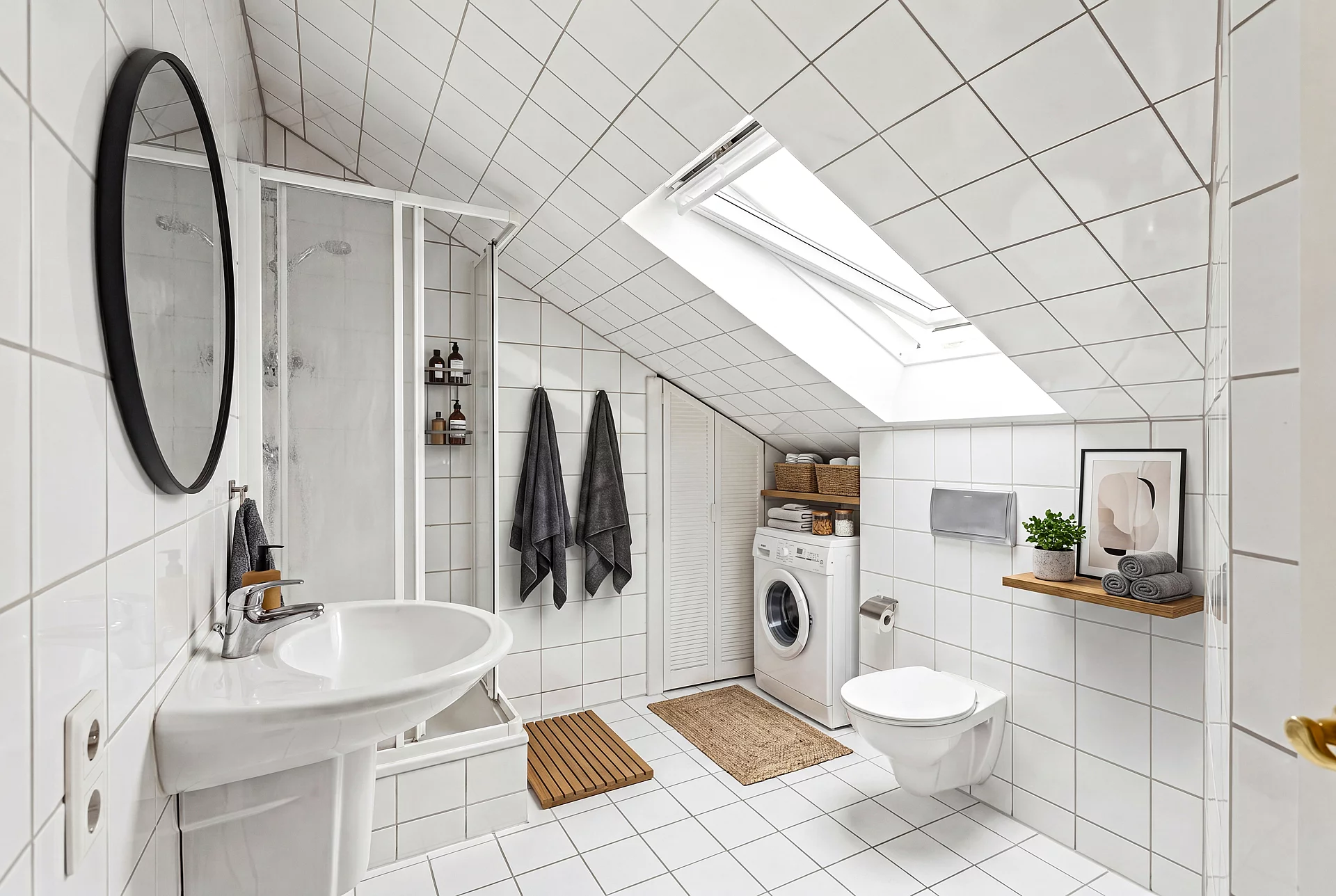 staging toilet