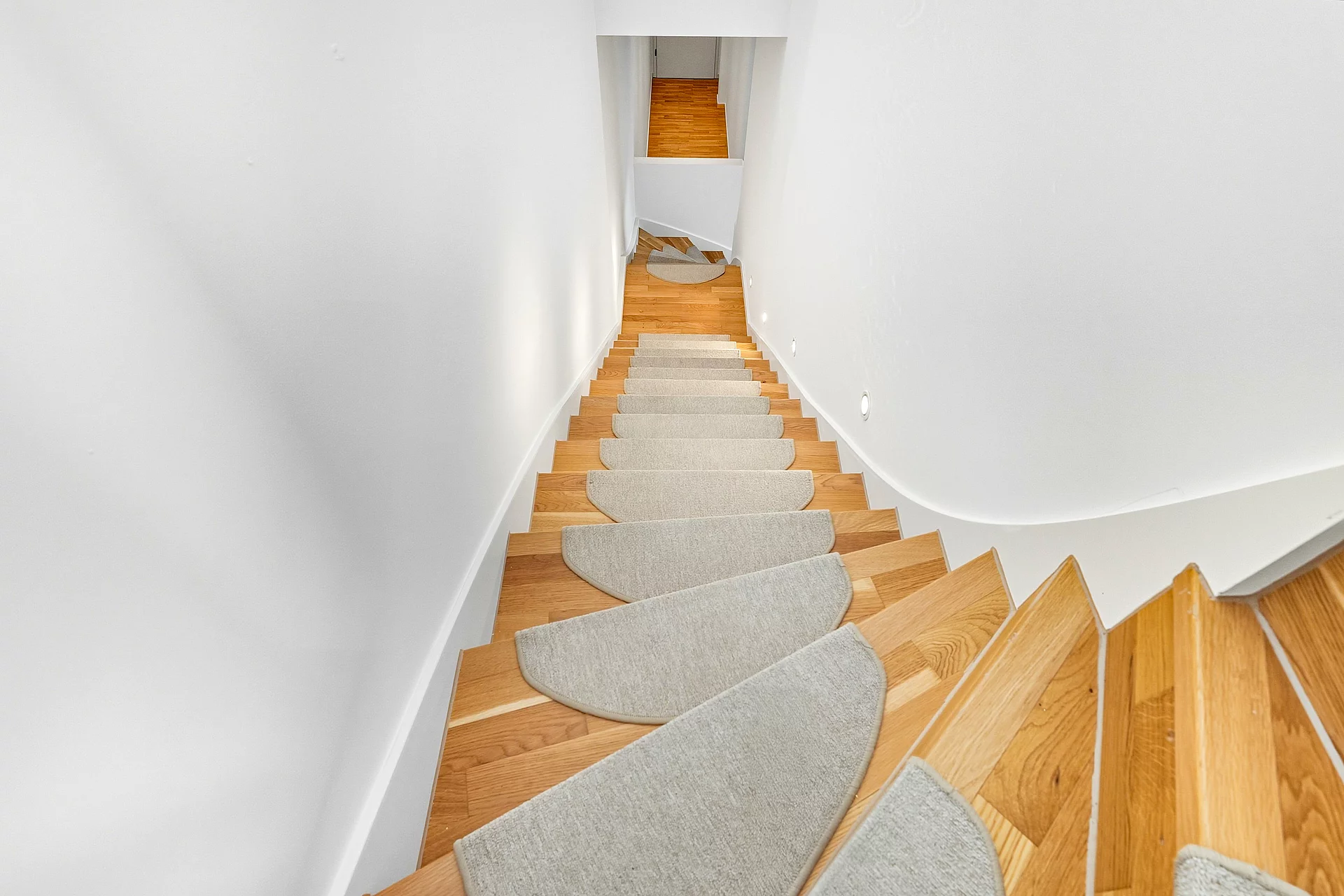 Treppe zur Penthouse Ebene