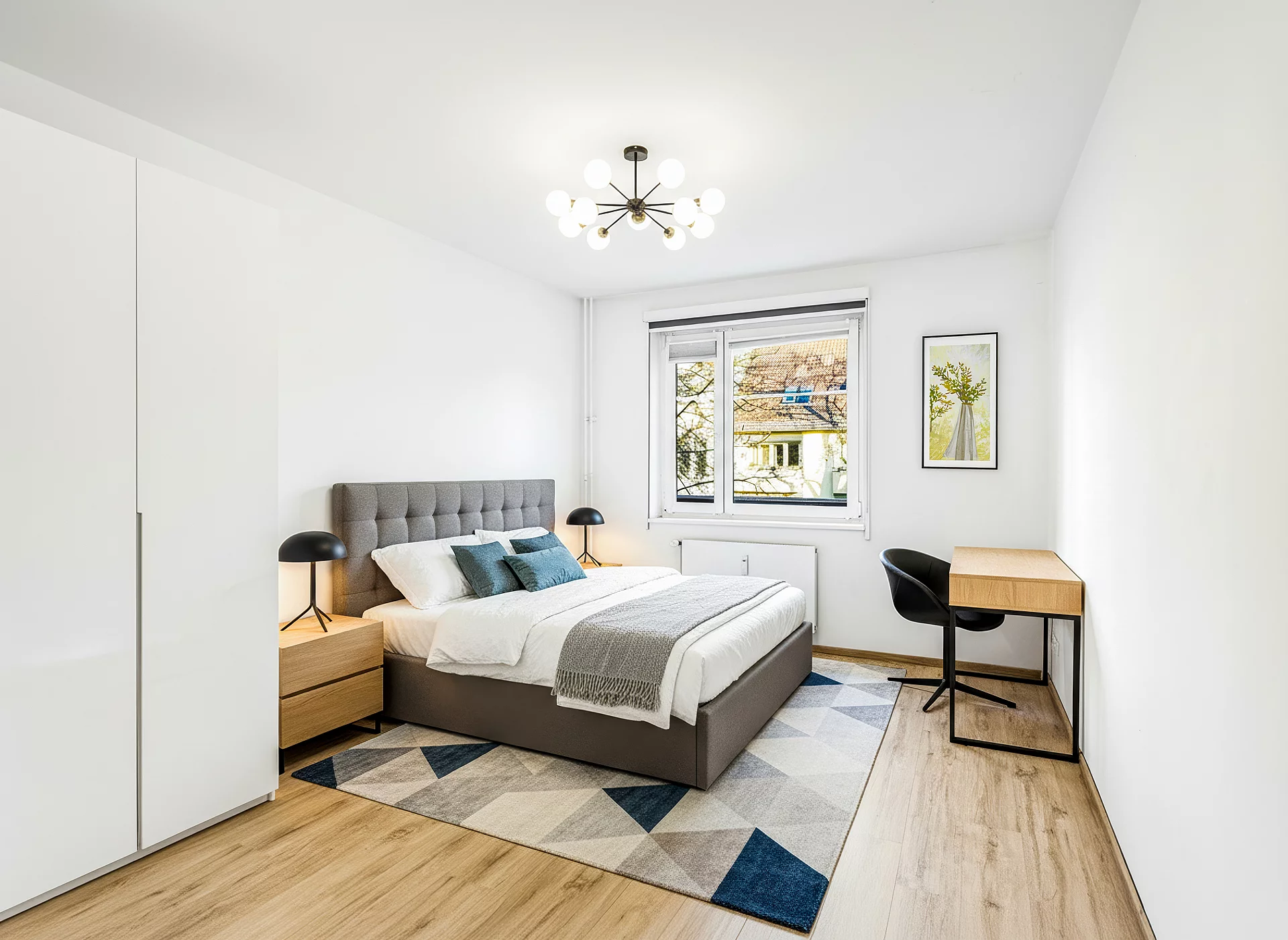 STAGED 1 bed