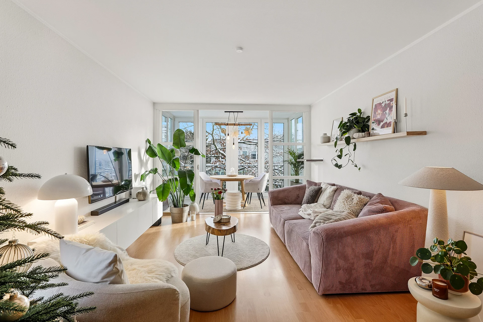 2.OG Links Wohnzimmer