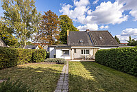 Grundstück mit Blick aufs Haus