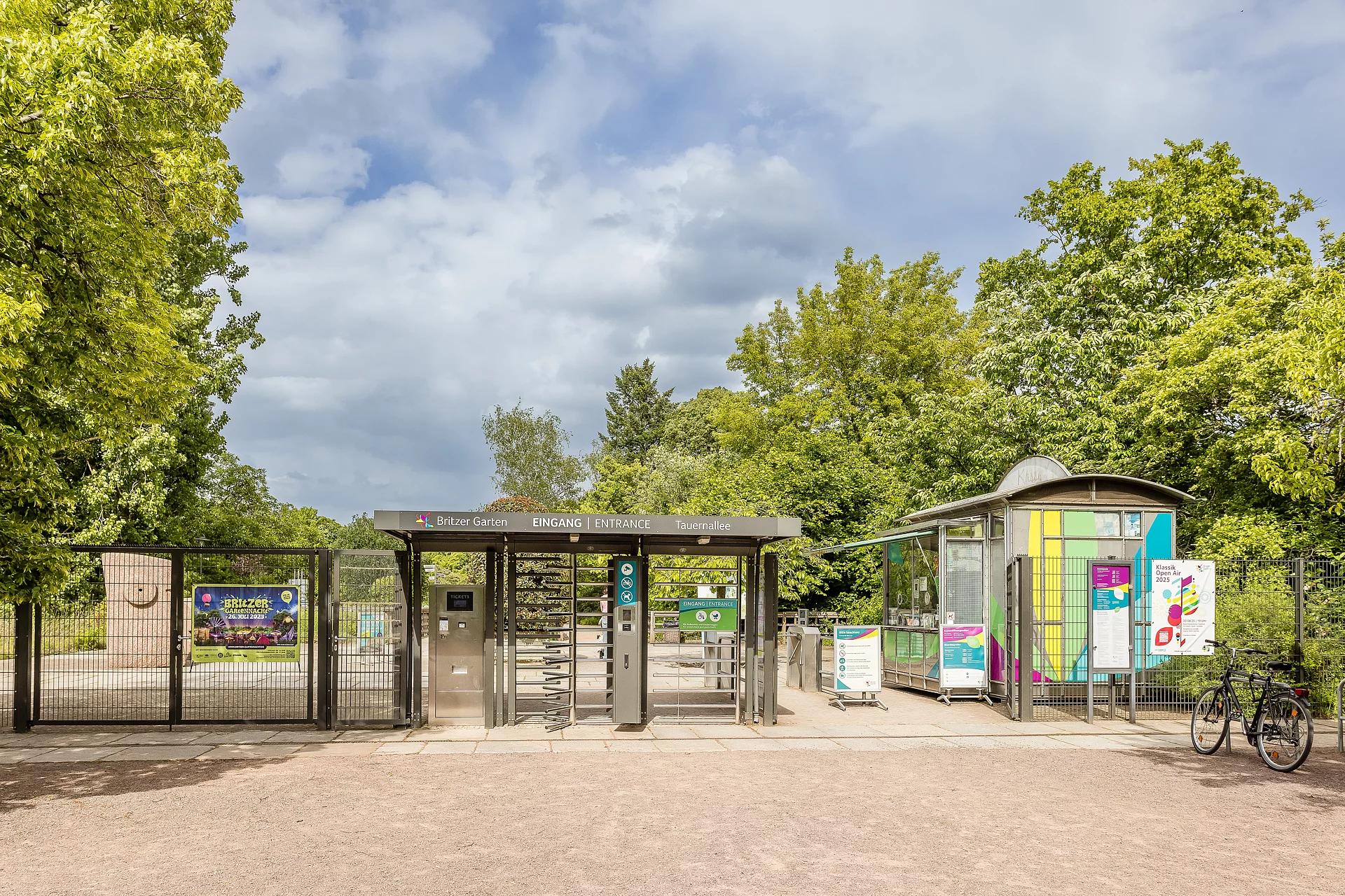 Umgebungsbilder Eingang Britzer Garten