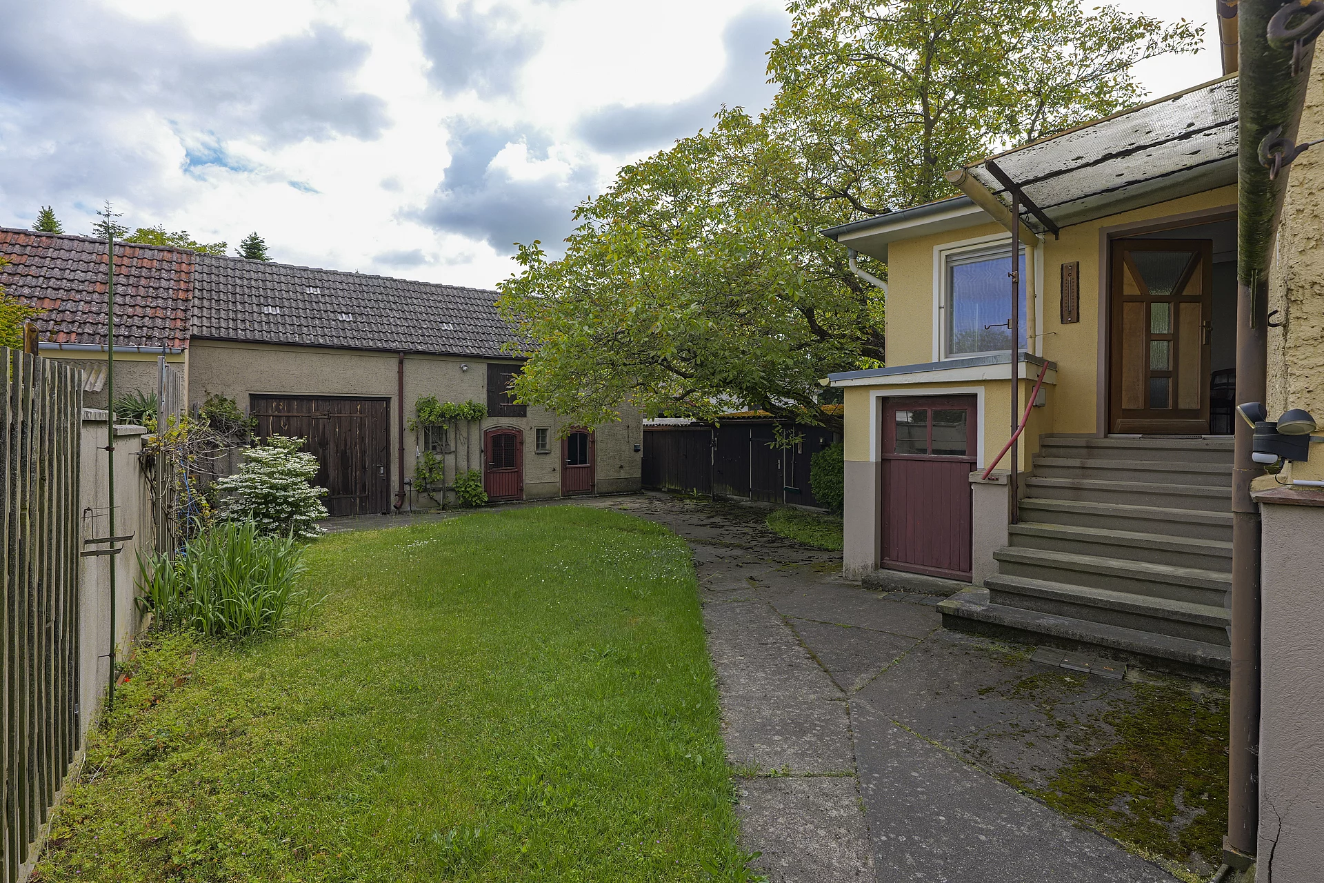 11radlower outside