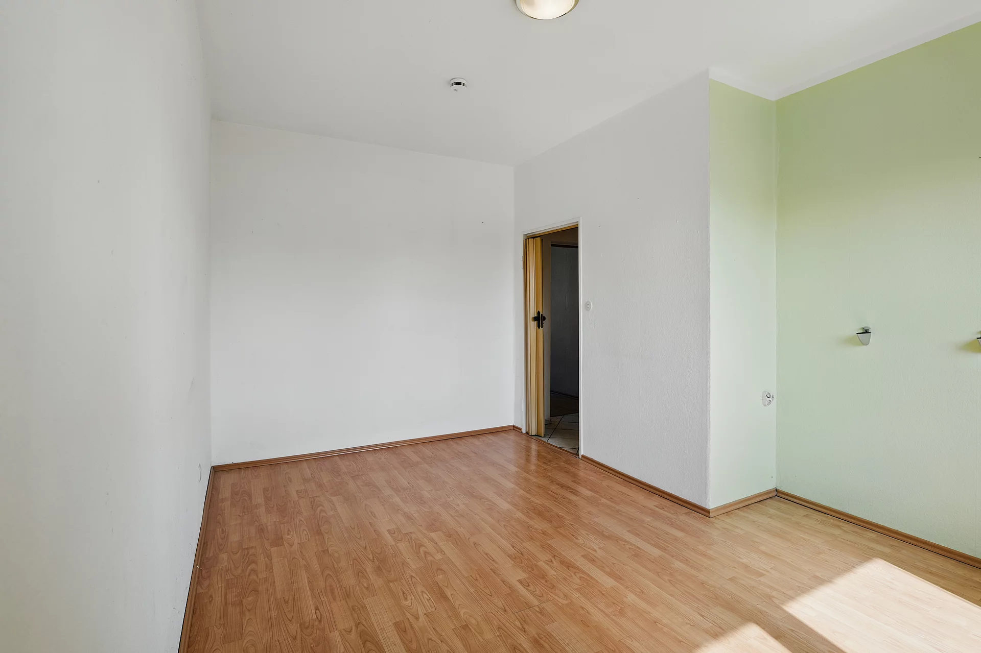 Room 1 ii
