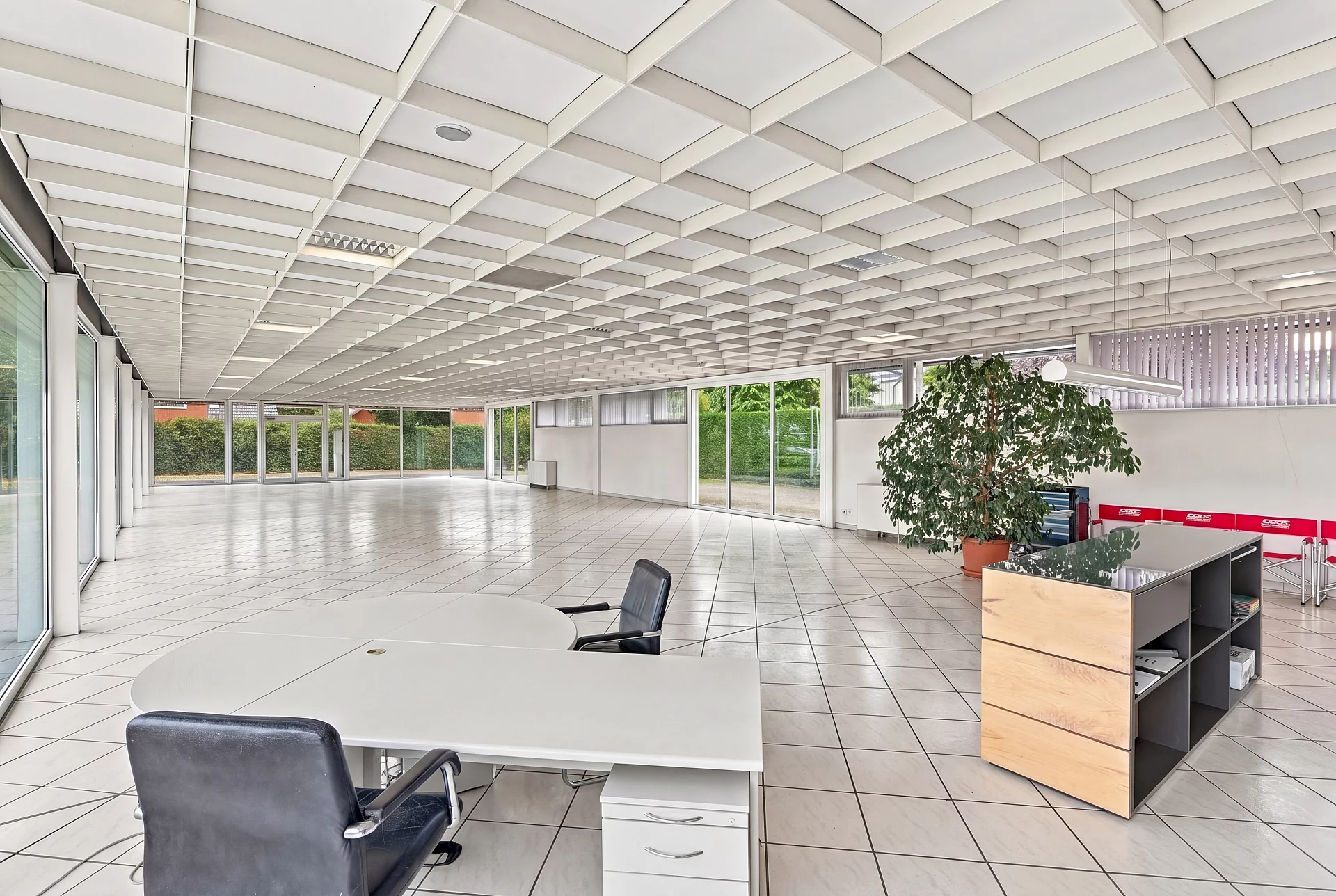 Büro Gewerbefläche EG