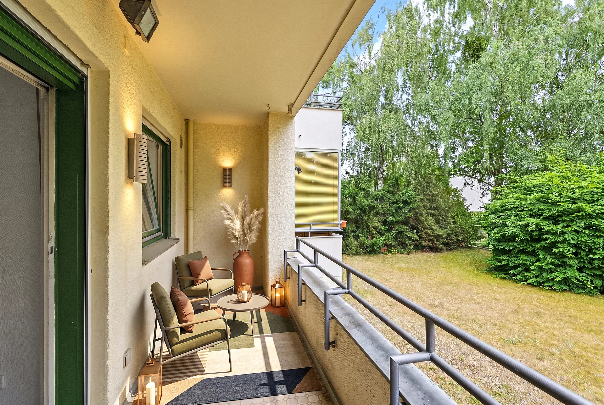 Balkon staged