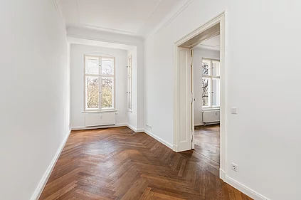 _SIS2956_HDR