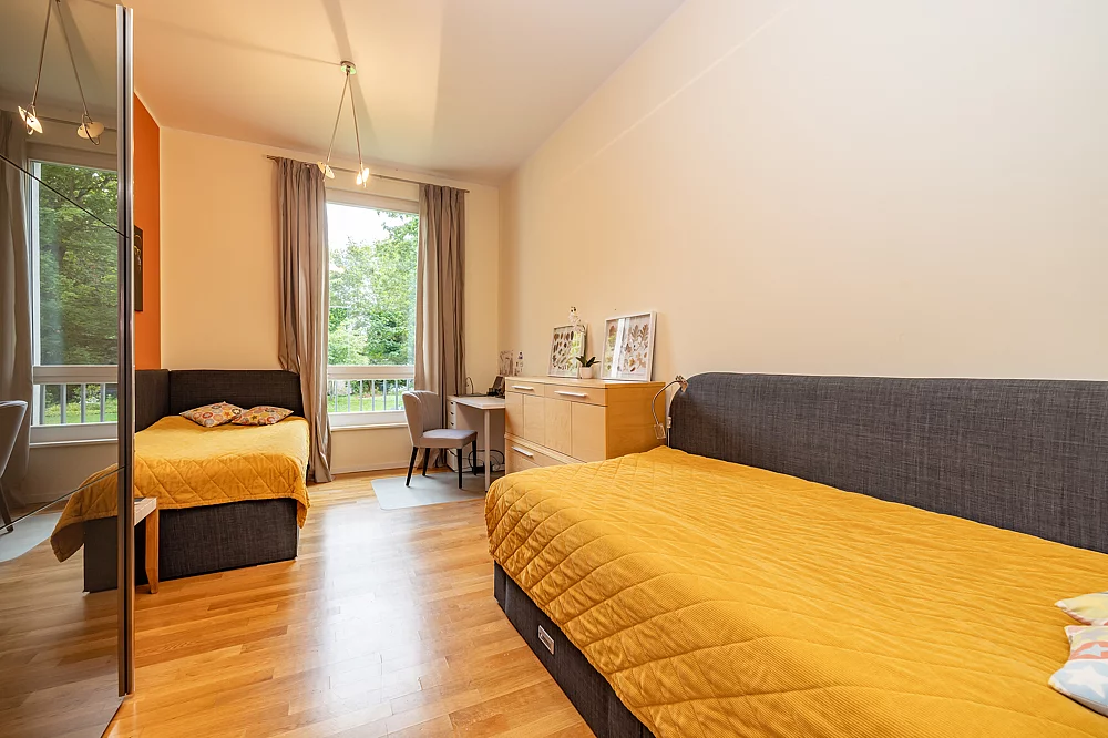 Schlafzimmer 2