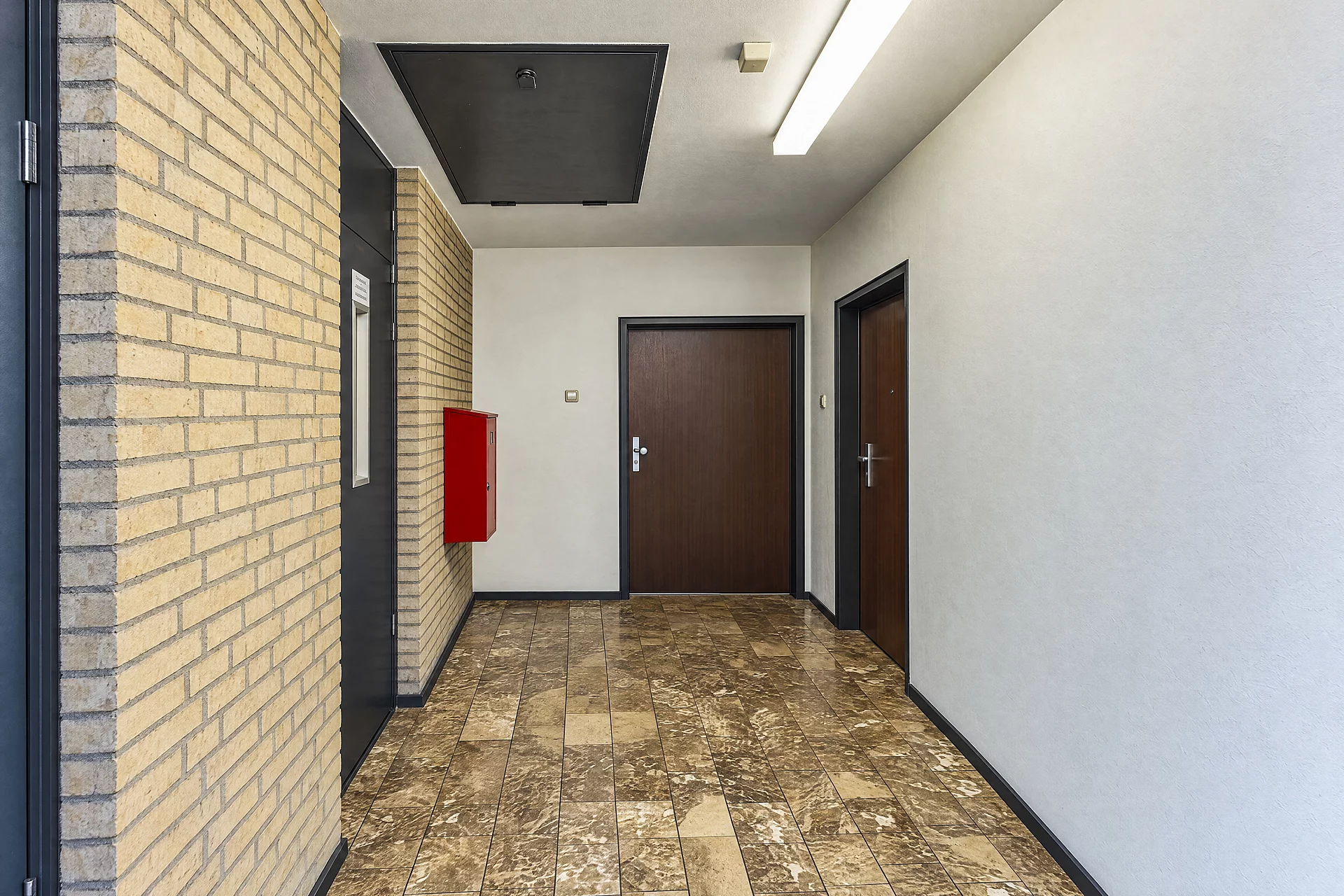 177koln house edit