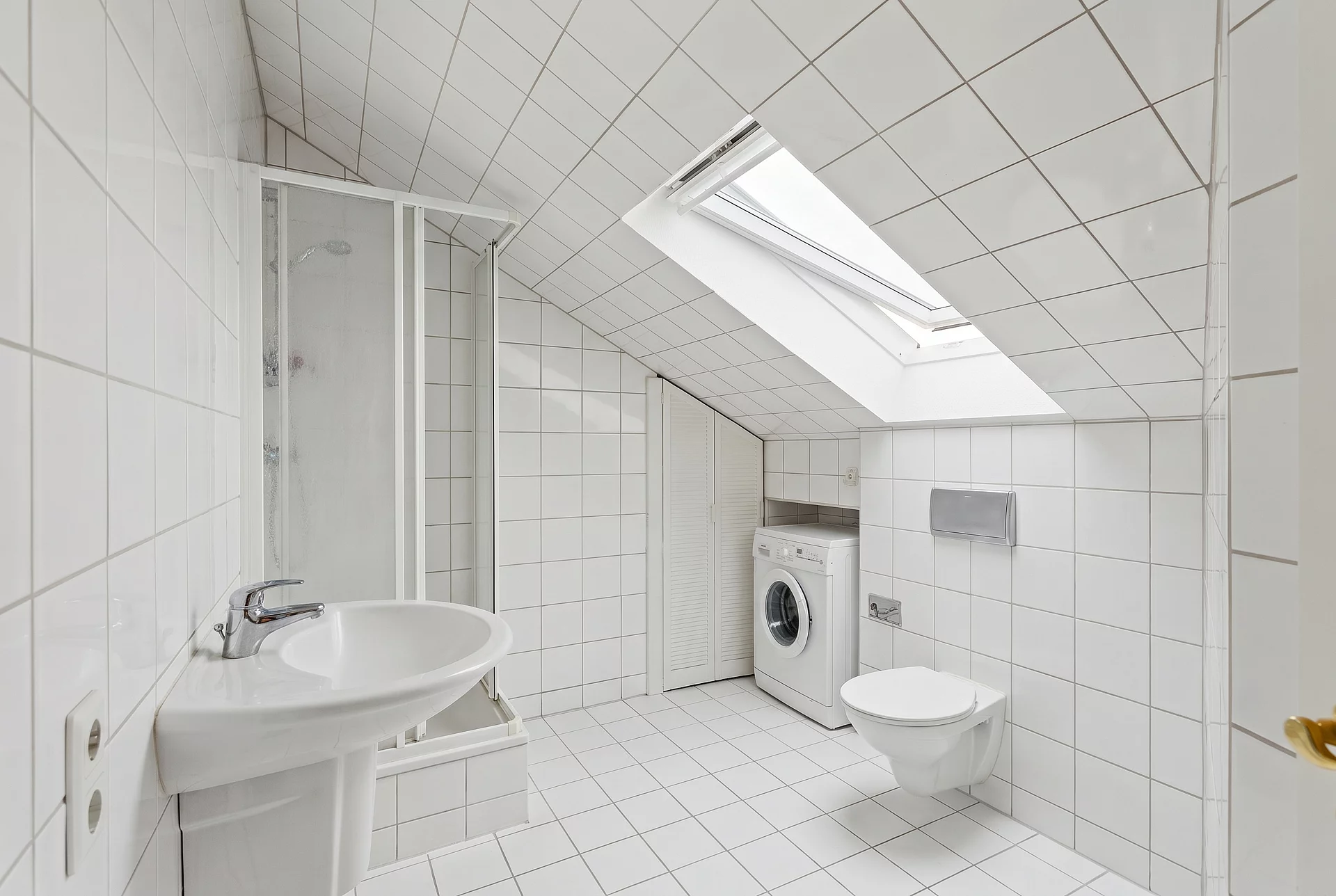toilet 1