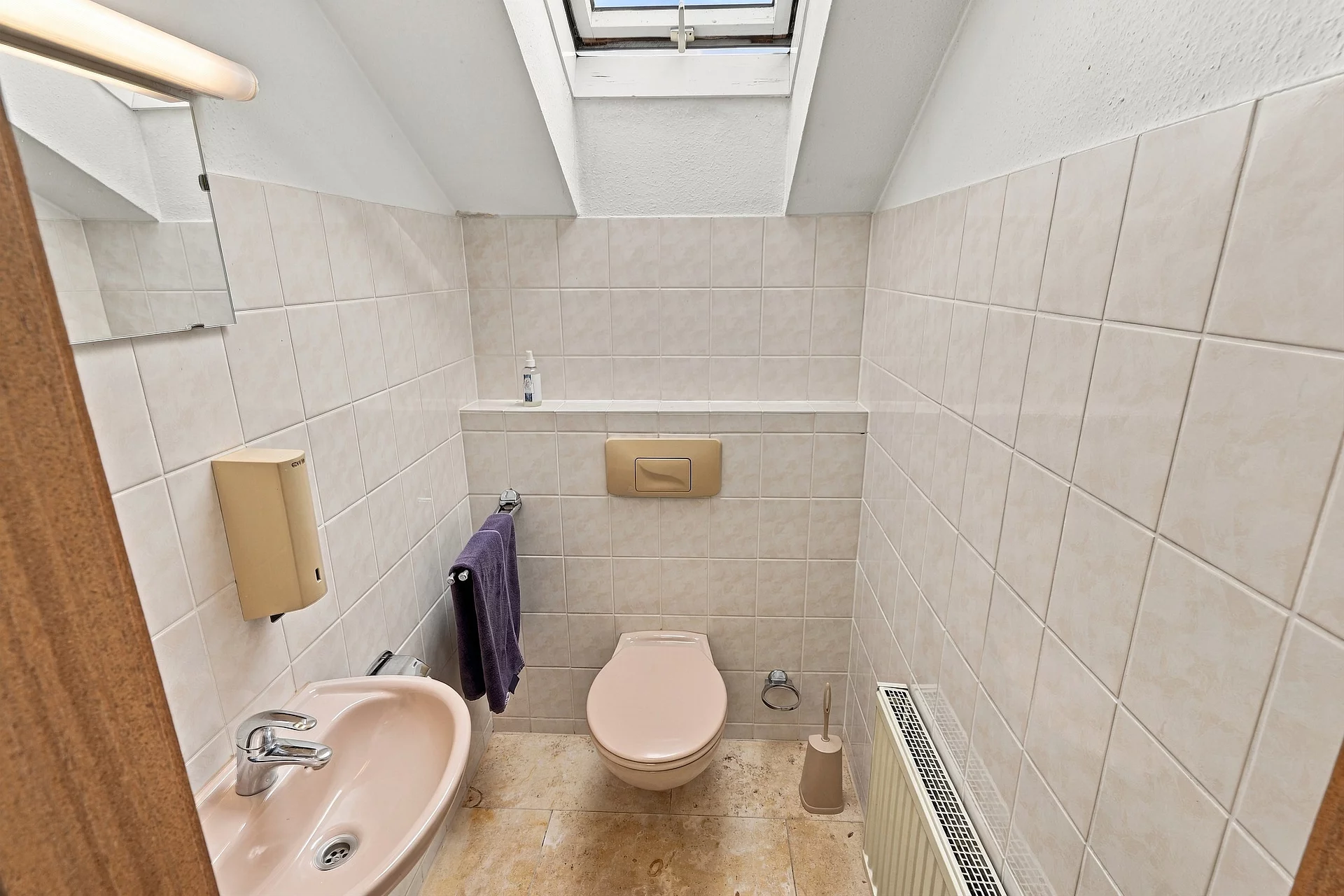 Toilette Büroanteil Gewerbe